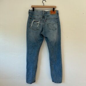 MENS Levi’s 531 denim straight leg jeans w/ holes